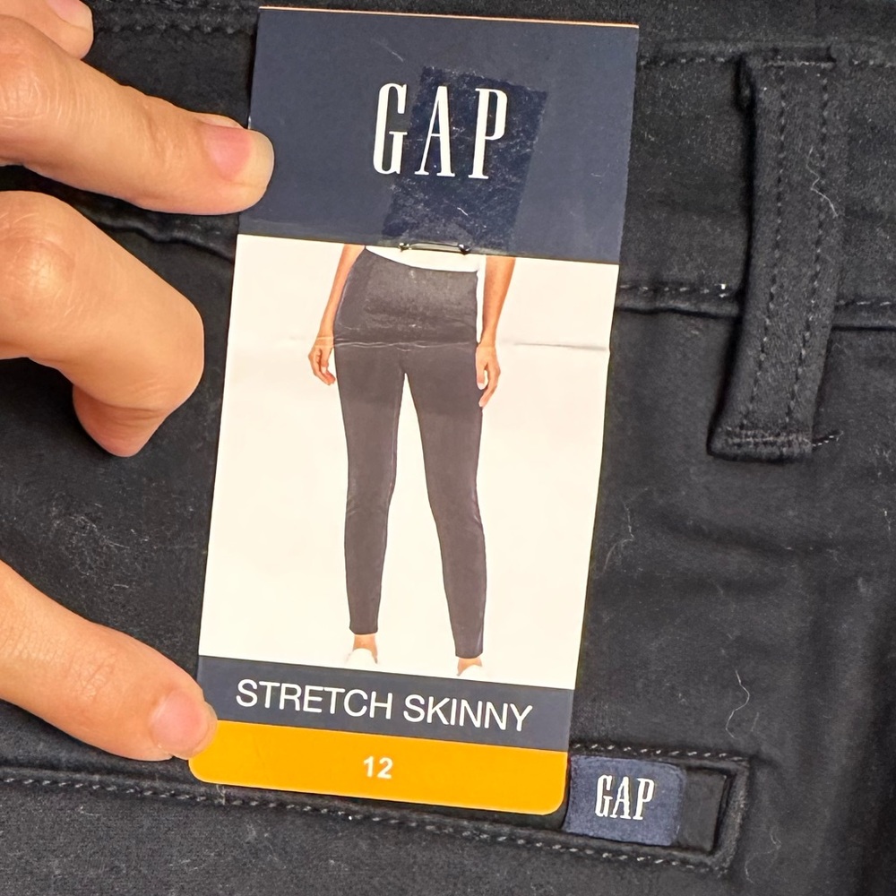 GAP Women's Skinny Jeans - Black